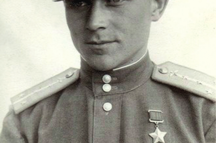 Герой Советского Союза Николай Лентьевич Трофимов.